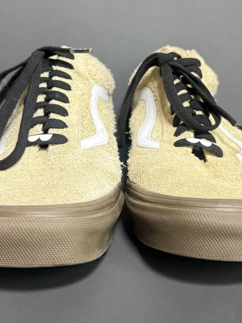 Vans Old Skool 'Hairy Suede' Low Top Sneakers Khaki M-9.5 | W-11